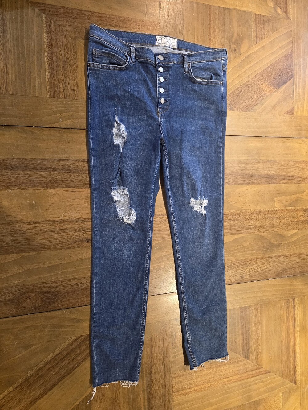 Free People Mid-Rise Distressed Raw Hem Straight Leg Jeans Sz 30 / 10